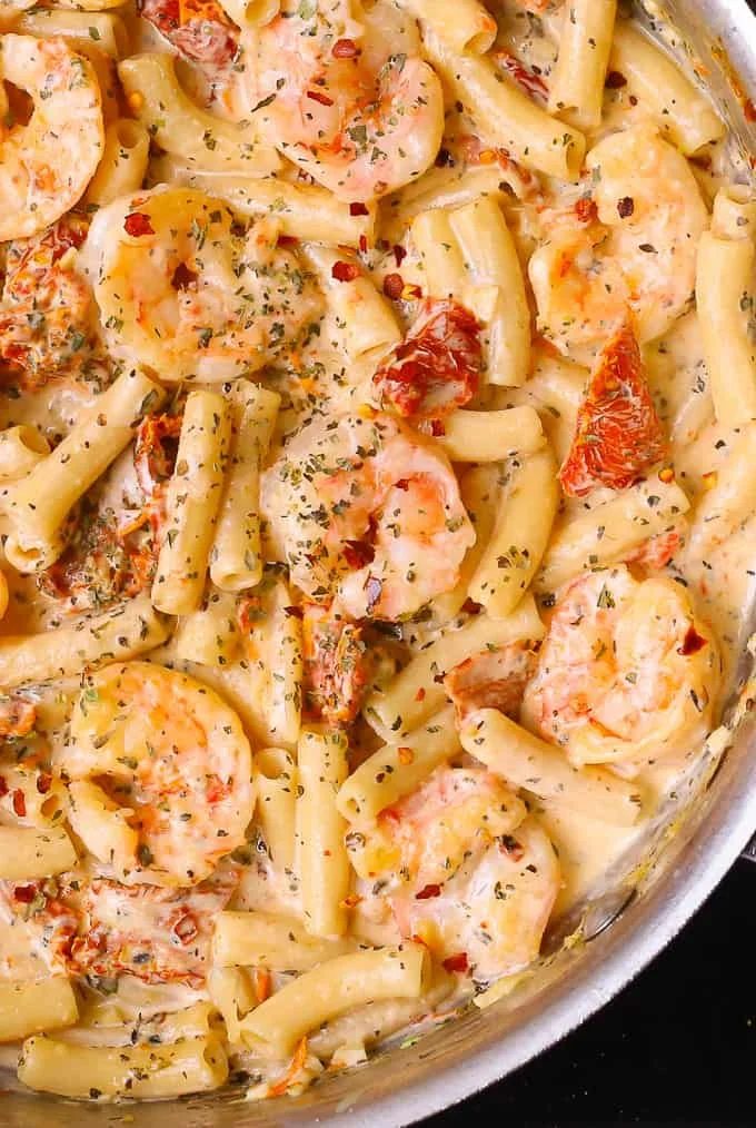 Pasta with Creamy Mozzarella Shrimp