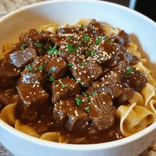 Crockpot beef tips & noodles!-receipster.com