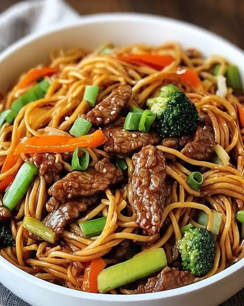 Delicious Homemade Beef Lo Mein Recipe for Quick Stir-Fry Noodles