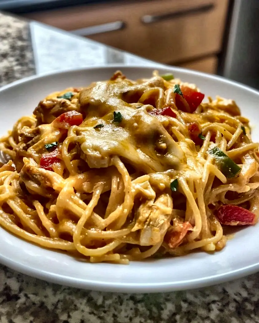 Delicious Tex Mex Cheesy Chicken Spaghetti Recipe for Easy Dinners